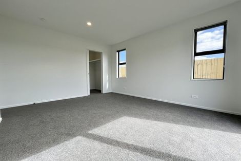 Photo of property in 37 Rita Angus Road, Belfast, 8051