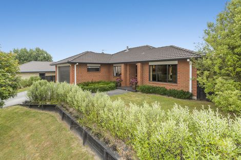 Photo of property in 22 Rosella Drive, Welcome Bay, Tauranga, 3112