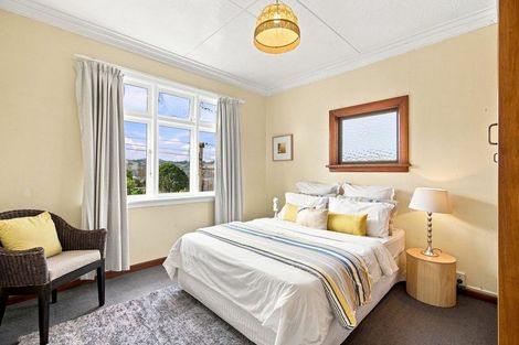 Photo of property in 17 Junction Road, Ravensbourne, Dunedin, 9022