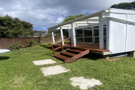 Photo of property in 25 County Road, Torbay, Auckland, 0630