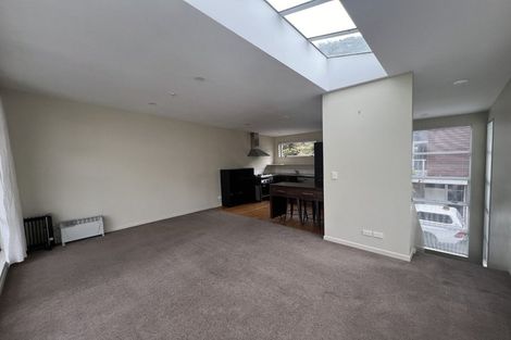 Photo of property in 1/306 Evans Bay Parade, Hataitai, Wellington, 6021
