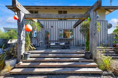 Photo of property in 41 Chamberlain Avenue, Amberley, 7481