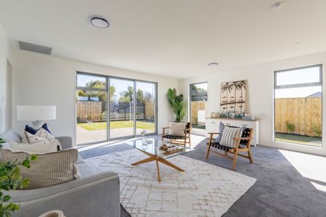 Photo of property in 39 Hanmer Crescent, Rangiora, 7400