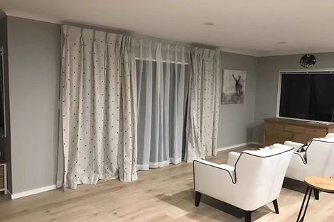 Photo of property in 23 Fitzwilliam Drive, Torbay, Auckland, 0630