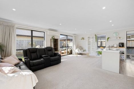 Photo of property in 43 Sholto Duncan Crescent, Halswell, Christchurch, 8025