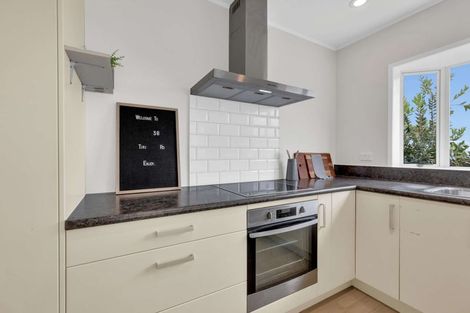 Photo of property in 36 Tiri Road, Manly, Whangaparaoa, 0930