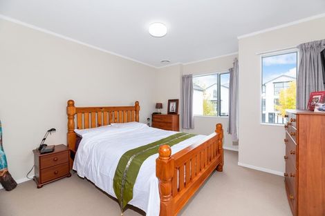 Photo of property in 25 Stephen Avenue, Henderson, Auckland, 0610