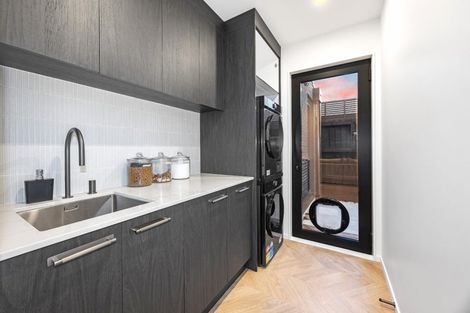 Photo of property in 2/35 Saint James Avenue, Papanui, Christchurch, 8053