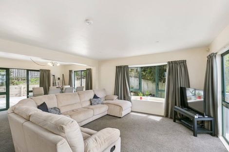 Photo of property in 1 Oak Grove, Mount Cook, Wellington, 6011