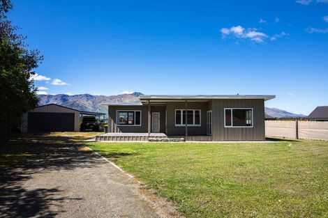 Photo of property in 23 Bell Street, Lake Hawea, Wanaka, 9382