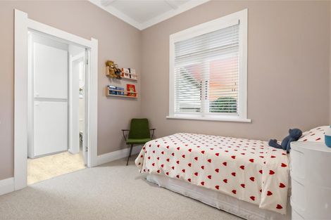 Photo of property in 2a Gardner Avenue, New Lynn, Auckland, 0600