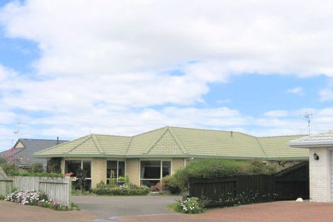 Photo of property in 8 Lasiandra Place, Mount Maunganui, 3116