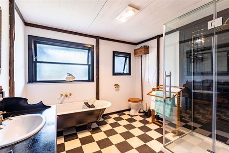 Photo of property in 7 Pirie Street, Palmerston North, 4410