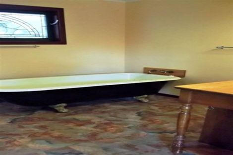 Photo of property in 140 Hunua Road, Hunua, Papakura, 2583