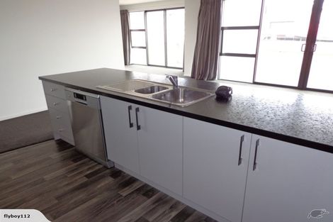 Photo of property in 1-2/10 Brunswick Street, Seaview, Timaru, 7910