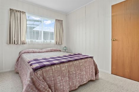 Photo of property in 33b Kirby Street, Glendene, Auckland, 0602