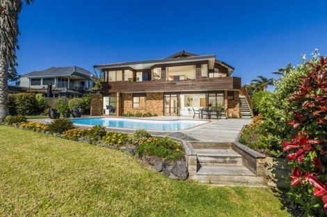Photo of property in 1 Gilberd Place, Torbay, Auckland, 0630