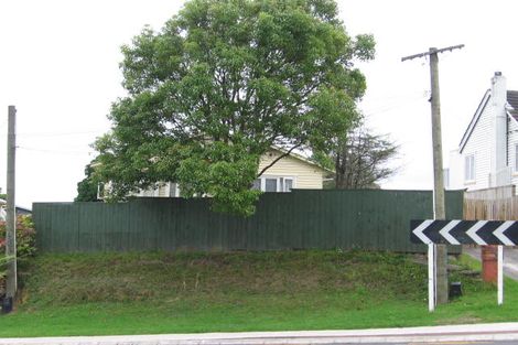 Photo of property in 19 Glendale Road, Glen Eden, Auckland, 0602