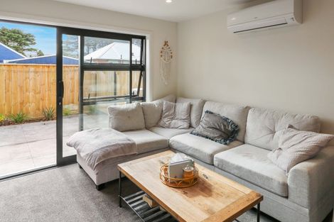 Photo of property in 3/35 Sladden Street, Naenae, Lower Hutt, 5011