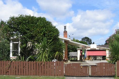Photo of property in 14 Crocombe Crescent, Beach Haven, Auckland, 0626