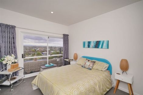 Photo of property in 13 Whaka Terrace, Huntsbury, Christchurch, 8022