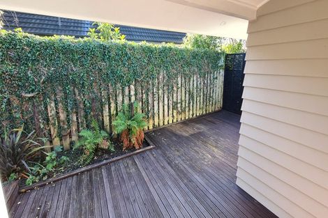 Photo of property in 25 Anderson Road, Taradale, Napier, 4112