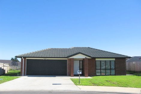 Photo of property in 13 Carn Place, Weymouth, Auckland, 2103