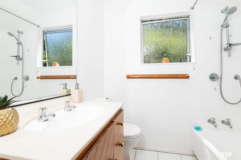 Photo of property in 14b Stonefield Place, Johnsonville, Wellington, 6037