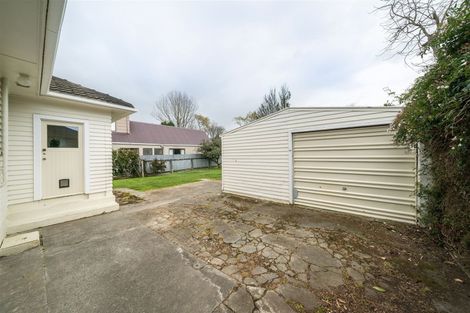 Photo of property in 12 Centennial Drive, Hokowhitu, Palmerston North, 4410