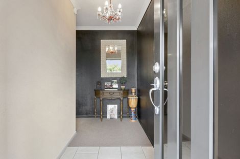 Photo of property in 22 Rosella Drive, Welcome Bay, Tauranga, 3112