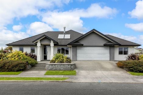 Photo of property in 6 Marlin Terrace, Bell Block, New Plymouth, 4312