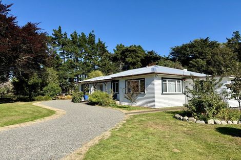 Photo of property in 1034 Waitahora Road, Waitahora, Dannevirke, 4971