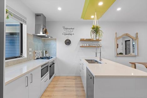 Photo of property in 19 Kaha Road, Takanini, 2110