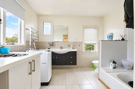 Photo of property in 19 Shirley Street, Mangakakahi, Rotorua, 3015