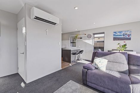 Photo of property in 10 Helmore Street, Rangiora, 7400