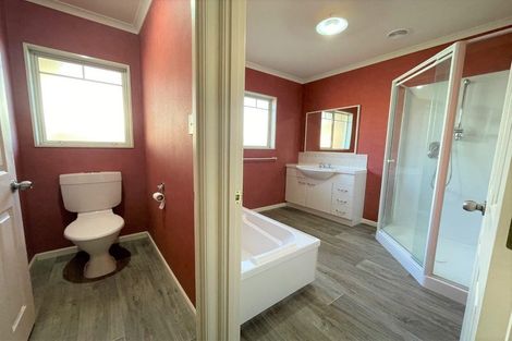 Photo of property in 332a Devon Street West, New Plymouth, 4310