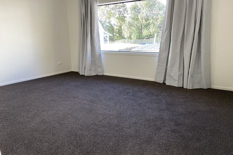 Photo of property in 281 Henderson Valley Road, Henderson, Auckland, 0612
