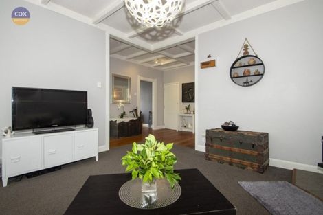 Photo of property in 15 Taradale Road, Marewa, Napier, 4110