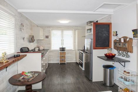 Photo of property in 15 Andrews Street, Foxton Beach, Foxton, 4815