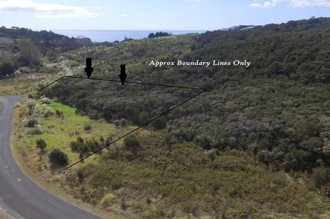 Photo of property in 129 Stratford Drive, Cable Bay, 0420