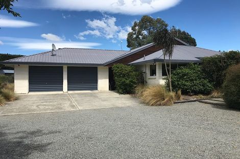 Photo of property in 235 Fishers Road, Loburn, Rangiora, 7473