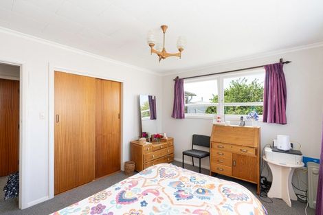 Photo of property in 17 Cornwall Street, Levin, 5510