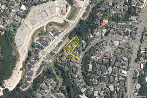 Photo of property in 1/30 Sailmaker Close, Whitby, Porirua, 5024