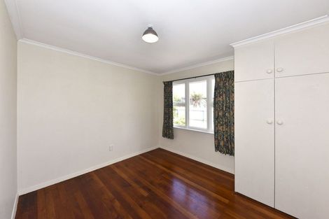 Photo of property in 11 Newport Street, Avondale, Christchurch, 8061