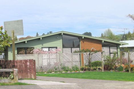 Photo of property in 17 Phoebe Place, Sunnybrook, Rotorua, 3015