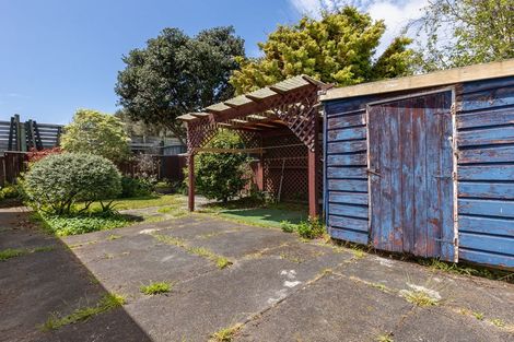 Photo of property in 6 Bermuda Grove, Paraparaumu Beach, Paraparaumu, 5032