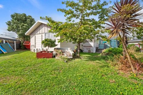 Photo of property in 31 Kowhai Street, Tokomaru, Palmerston North, 4474