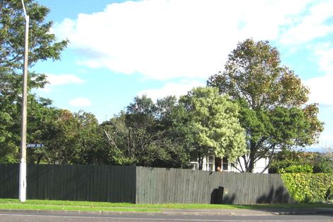Photo of property in 1 Whitford Road, Howick, Auckland, 2014