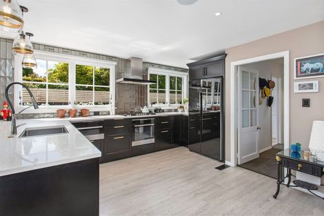 Photo of property in 96 Glandovey Road, Fendalton, Christchurch, 8052