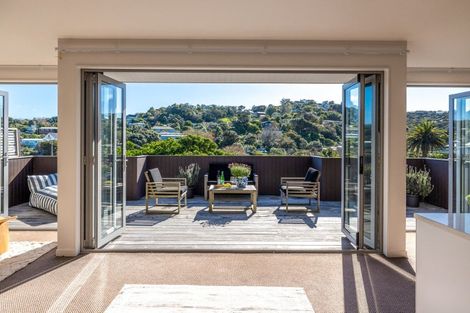 Photo of property in 27 Ocean Road, Surfdale, Waiheke Island, 1081